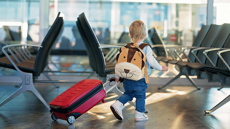 Jak zabavit malé děti na letišti